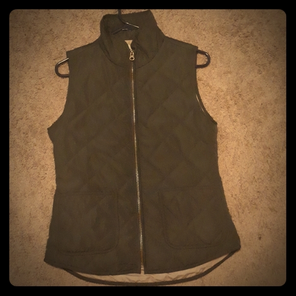 Market & Spruce Jackets & Blazers - 🎁Wilcox solid quilted vest